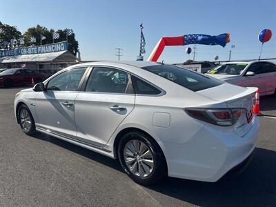 2016 Hyundai SONATA Hybrid SE   - Photo 17 - Pittsburg, CA 94565-2812