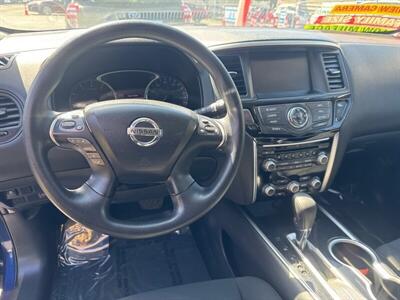 2017 Nissan Pathfinder S   - Photo 8 - Pittsburg, CA 94565-2812