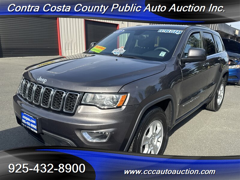 2017 Jeep Grand Cherokee Laredo E's photo