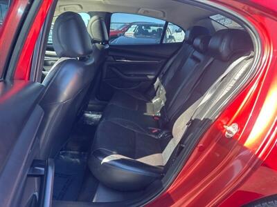 2019 Mazda Mazda3 Sedan Premium   - Photo 16 - Pittsburg, CA 94565-2812