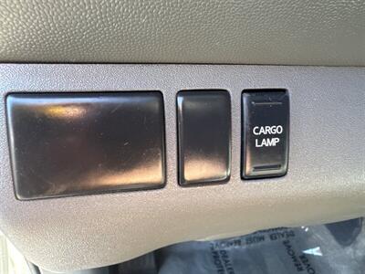 2017 Nissan Frontier SV   - Photo 6 - Pittsburg, CA 94565-2812