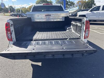 2017 Nissan Frontier SV   - Photo 20 - Pittsburg, CA 94565-2812