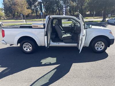 2017 Nissan Frontier SV   - Photo 25 - Pittsburg, CA 94565-2812