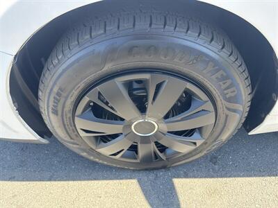 2015 Toyota Camry Hybrid LE - Photo 4 - Pittsburg, CA 94565