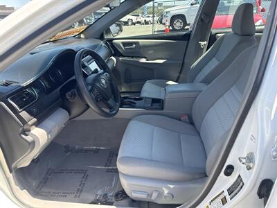 2015 Toyota Camry Hybrid LE - Photo 2 - Pittsburg, CA 94565