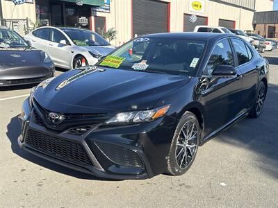 2024 Toyota Camry SE Sedan