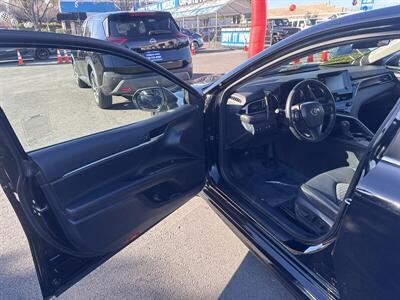 2024 Toyota Camry SE   - Photo 6 - Pittsburg, CA 94565