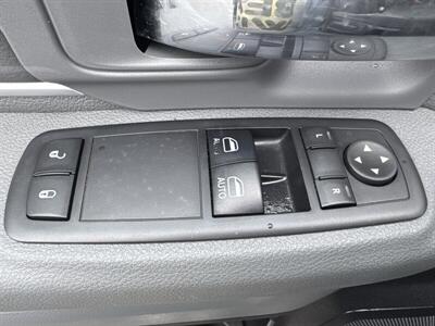 2017 RAM 1500 Tradesman   - Photo 12 - Pittsburg, CA 94565-2812