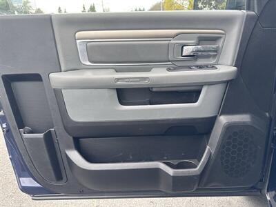 2017 RAM 1500 Tradesman   - Photo 11 - Pittsburg, CA 94565-2812