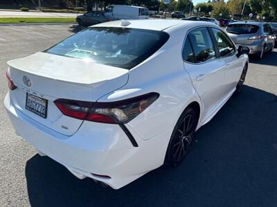 2021 Toyota Camry SE   - Photo 21 - Pittsburg, CA 94565-2812