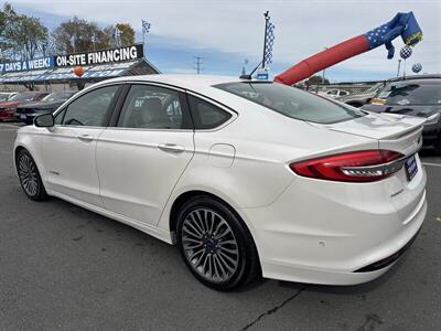 2017 Ford Fusion Hybrid Platinum - Photo 19 - Pittsburg, CA 94565-2812