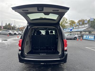 2017 Dodge Grand Caravan SE   - Photo 21 - Pittsburg, CA 94565-2812