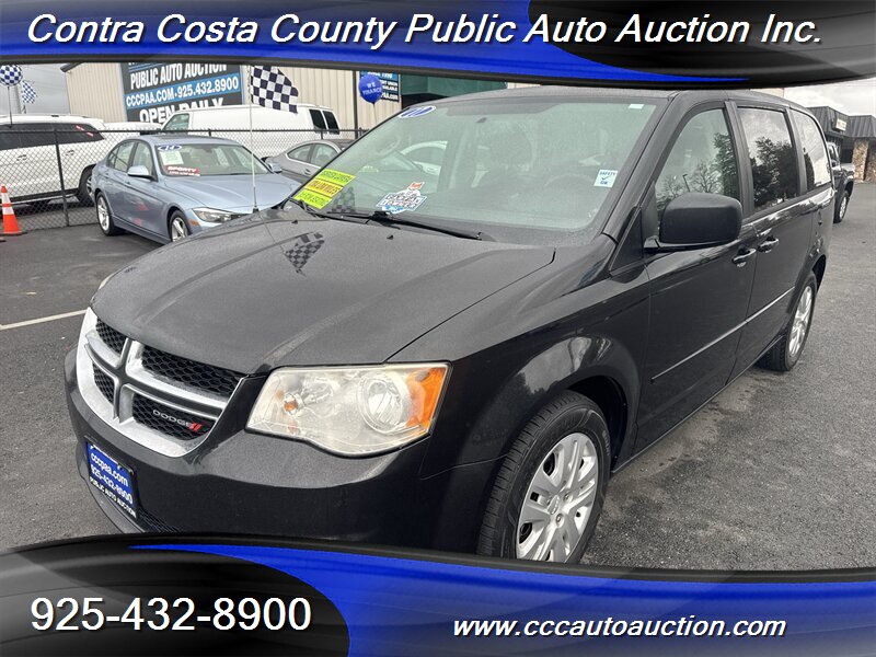 2017 Dodge Grand Caravan SE's photo