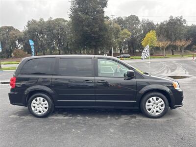 2017 Dodge Grand Caravan SE   - Photo 25 - Pittsburg, CA 94565-2812