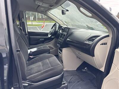 2017 Dodge Grand Caravan SE   - Photo 29 - Pittsburg, CA 94565-2812