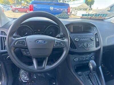 2018 Ford Focus SE   - Photo 8 - Pittsburg, CA 94565-2812