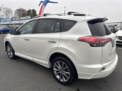 2017 Toyota RAV4 Platinum   - Photo 19 - Pittsburg, CA 94565