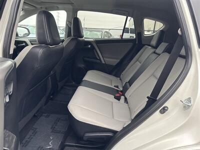 2017 Toyota RAV4 Platinum   - Photo 18 - Pittsburg, CA 94565