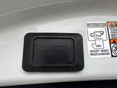 2017 Toyota RAV4 Platinum   - Photo 23 - Pittsburg, CA 94565