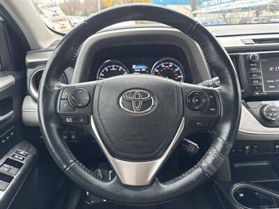 2017 Toyota RAV4 Platinum   - Photo 4 - Pittsburg, CA 94565