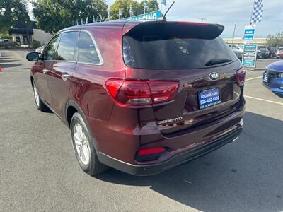 2020 Kia Sorento LX V6   - Photo 17 - Pittsburg, CA 94565-2812