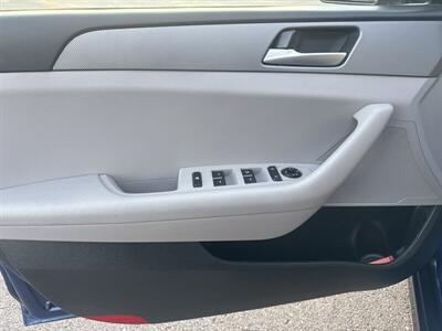 2019 Hyundai SONATA Eco - Photo 9 - Pittsburg, CA 94565-2812