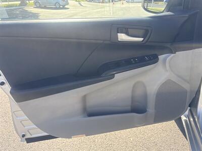 2012 Toyota Camry LE   - Photo 10 - Pittsburg, CA 94565-2812