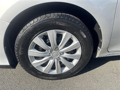 2012 Toyota Camry LE   - Photo 12 - Pittsburg, CA 94565-2812