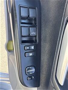 2012 Toyota Camry LE   - Photo 11 - Pittsburg, CA 94565-2812