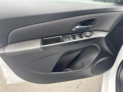 2014 Chevrolet Cruze 1LT Auto   - Photo 10 - Pittsburg, CA 94565-2812