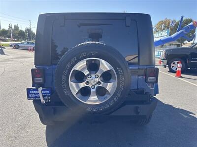 2010 Jeep Wrangler Sahara   - Photo 15 - Pittsburg, CA 94565-2812