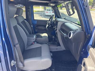 2010 Jeep Wrangler Sahara   - Photo 21 - Pittsburg, CA 94565-2812