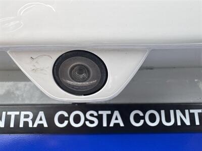 2017 Chrysler Pacifica Hybrid Touring Plus   - Photo 21 - Pittsburg, CA 94565-2812