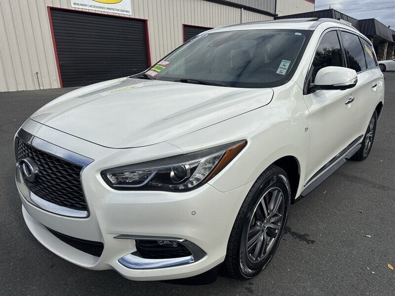 2019 INFINITI QX60 Luxe  