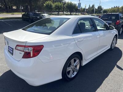 2012 Toyota Camry SE   - Photo 19 - Pittsburg, CA 94565-2812