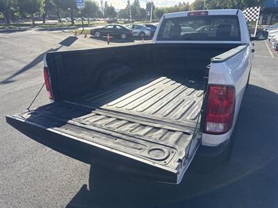 2017 RAM 1500 SXT   - Photo 15 - Pittsburg, CA 94565-2812