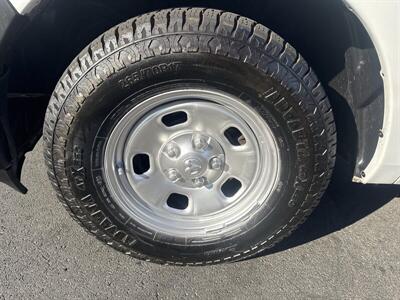 2017 RAM 1500 SXT   - Photo 5 - Pittsburg, CA 94565-2812