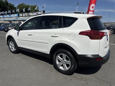 2013 Toyota RAV4 XLE   - Photo 16 - Pittsburg, CA 94565