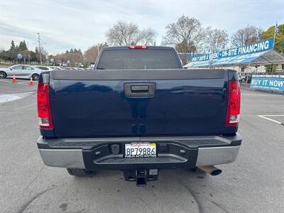 2011 GMC Sierra 2500 SLT   - Photo 11 - Pittsburg, CA 94565-2812