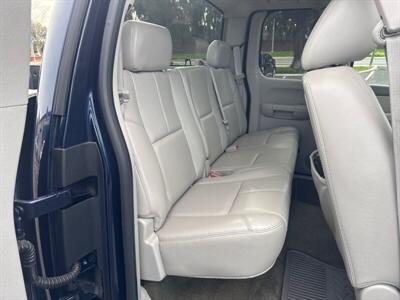 2011 GMC Sierra 2500 SLT   - Photo 14 - Pittsburg, CA 94565-2812