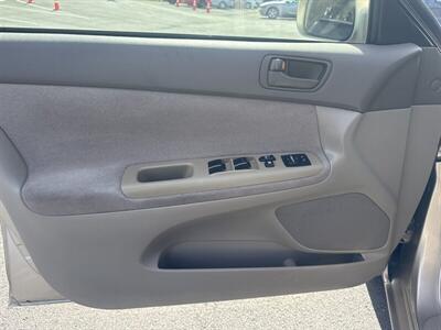 2003 Toyota Camry LE   - Photo 7 - Pittsburg, CA 94565-2812