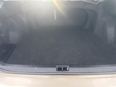 2003 Toyota Camry LE   - Photo 15 - Pittsburg, CA 94565-2812