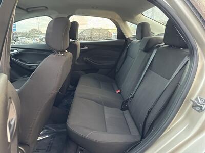 2018 Ford Focus SE - Photo 13 - Pittsburg, CA 94565-2812
