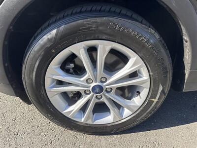 2018 Ford Escape SE - Photo 14 - Pittsburg, CA 94565