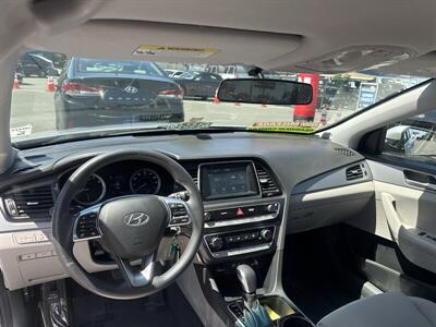 2018 Hyundai SONATA Eco   - Photo 2 - Pittsburg, CA 94565