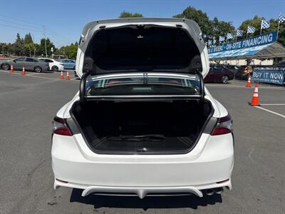2021 Toyota Camry SE Nightshade   - Photo 18 - Pittsburg, CA 94565-2812