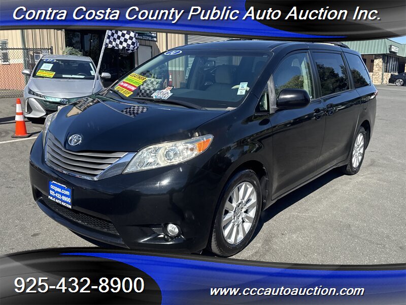 2014 Toyota Sienna XLE 7-Passenger  
