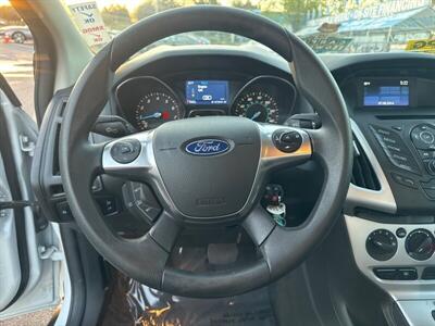 2014 Ford Focus SE   - Photo 21 - Pittsburg, CA 94565-2812