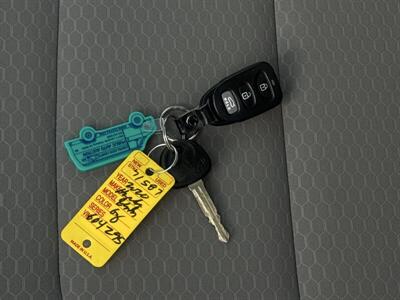 2020 Hyundai ELANTRA SE   - Photo 32 - Pittsburg, CA 94565