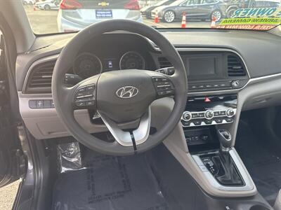 2020 Hyundai ELANTRA SE   - Photo 8 - Pittsburg, CA 94565